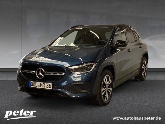 Mercedes-Benz GLA 200 2023 Benzine