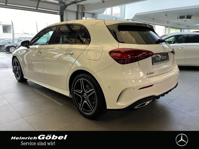 Mercedes-Benz A 200