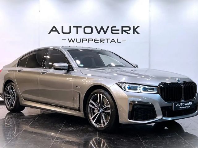 BMW 745 2022 Hybride / Benzine