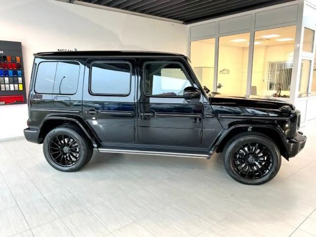 Mercedes-Benz G 400