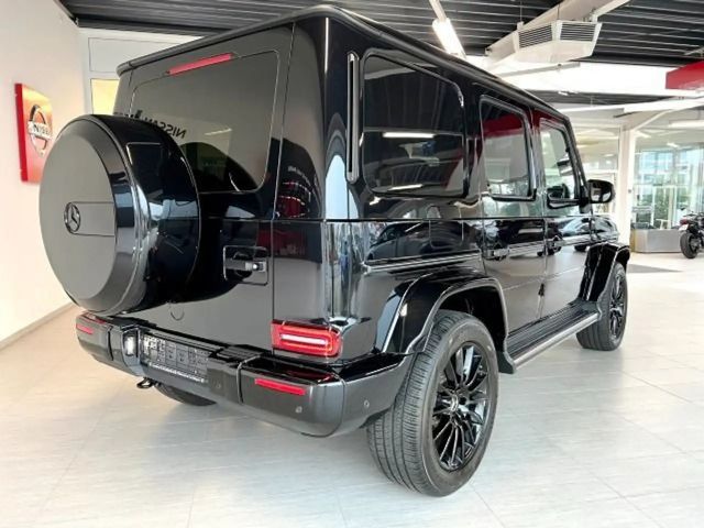 Mercedes-Benz G 400