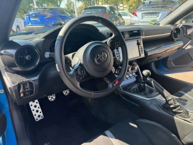 Toyota GR86