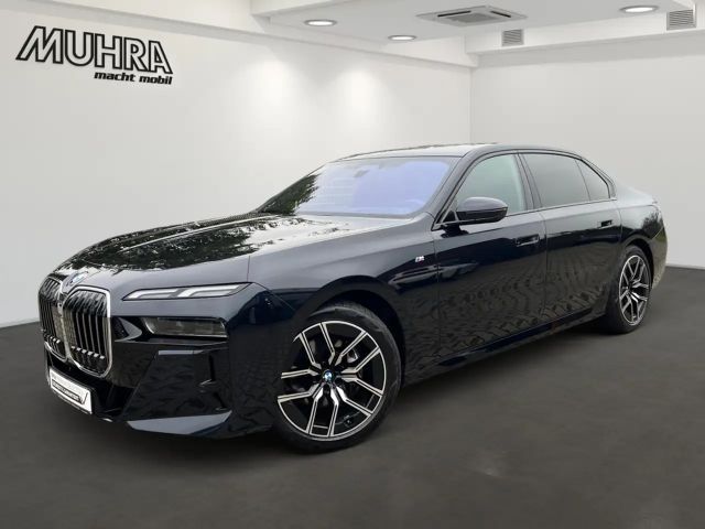 BMW 740