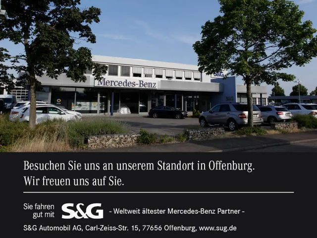 Mercedes-Benz GLB 220