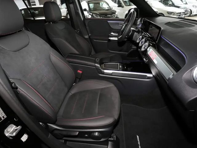 Mercedes-Benz GLB 220