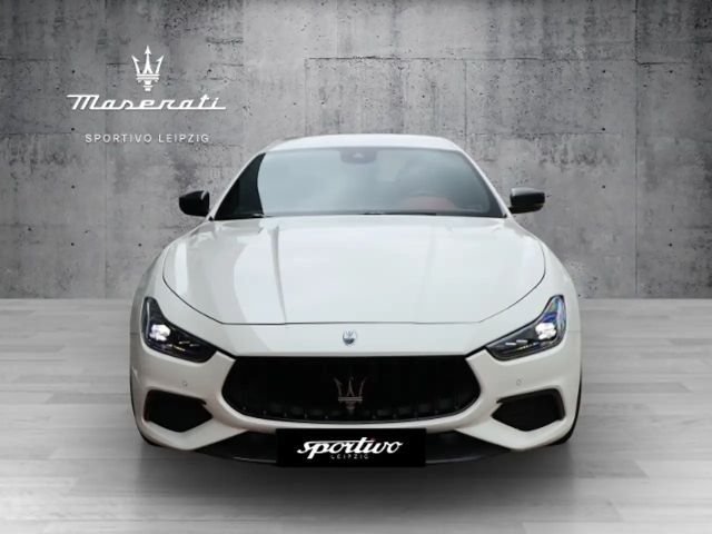 Maserati Ghibli 2022 Benzine