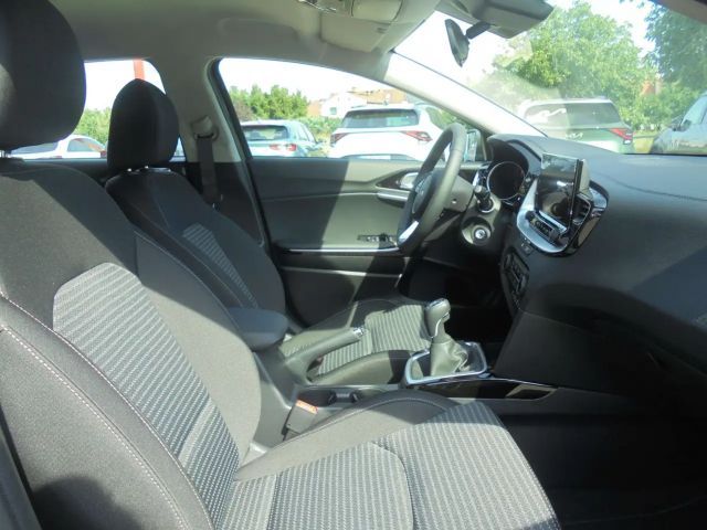 Kia Ceed / cee'd