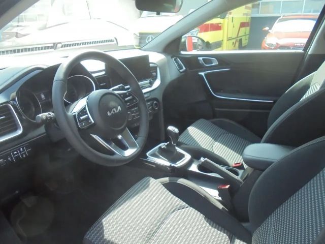 Kia Ceed / cee'd