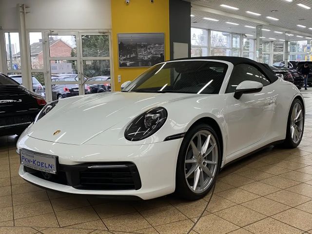 Porsche 992 2020 Benzine
