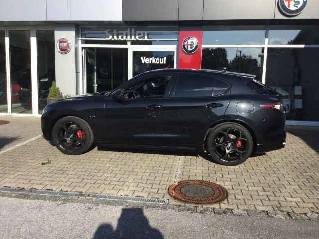 Alfa Romeo Stelvio 2024 Benzine