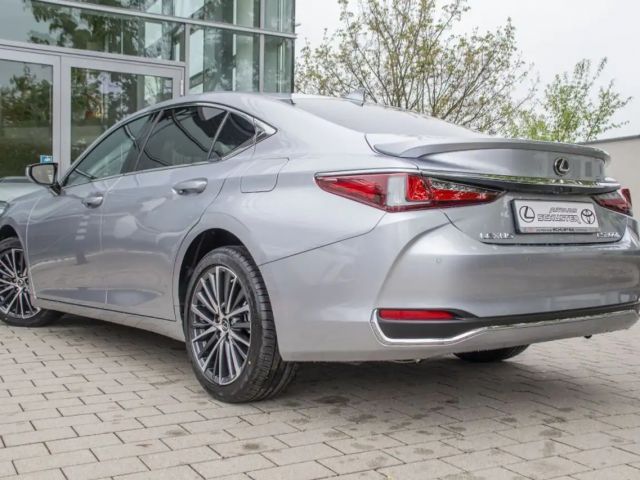 Lexus ES 300