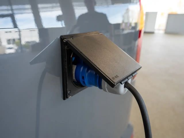 Volkswagen T6.1 California