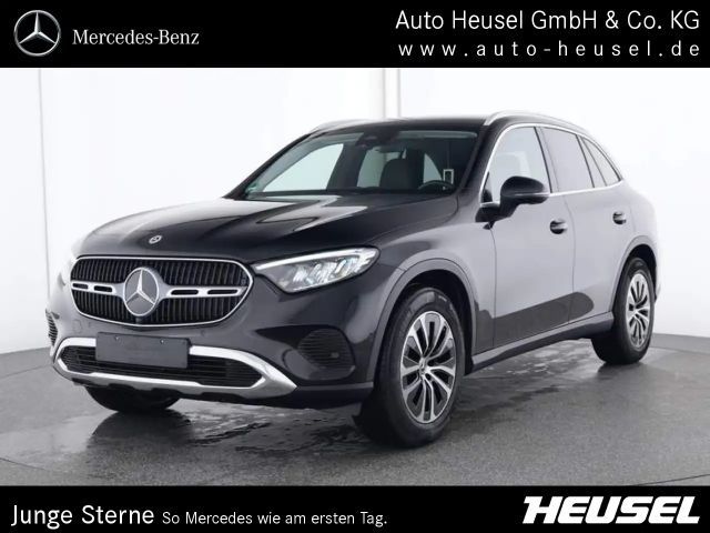 Mercedes-Benz GLC 200 2023 Benzine