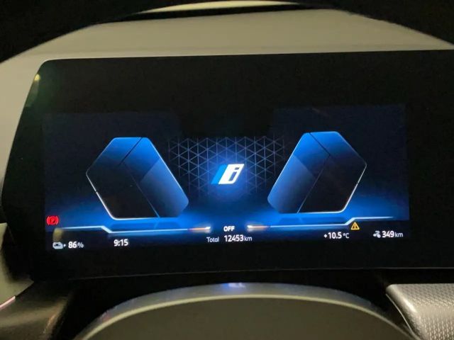 BMW iX1