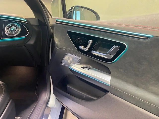 Mercedes-Benz EQE 350