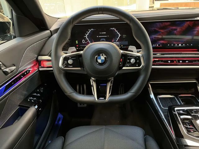 BMW 740