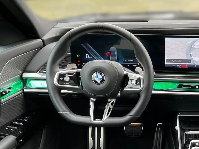 BMW 740