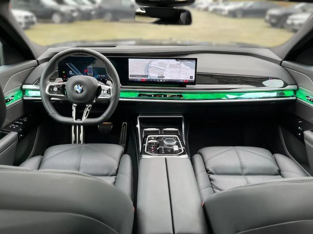 BMW 740