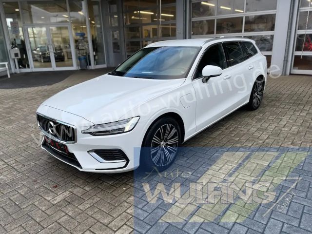 Volvo V60 2022 Hybride / Benzine