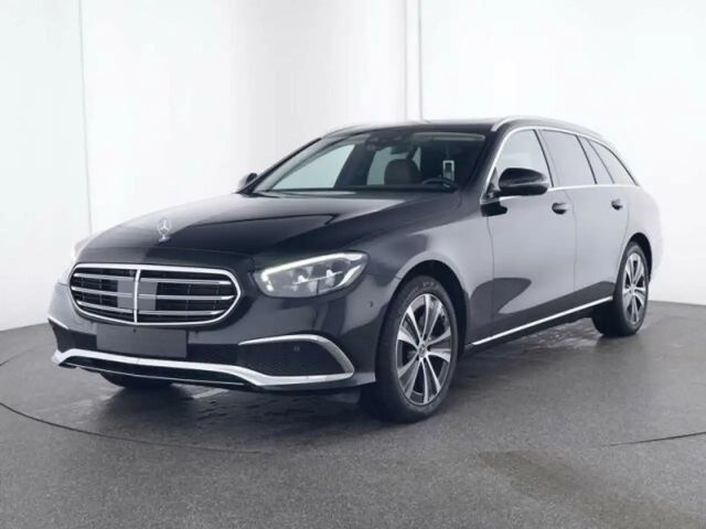 Mercedes-Benz E 220 2023 Diesel