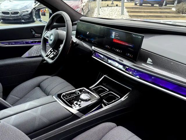 BMW 760