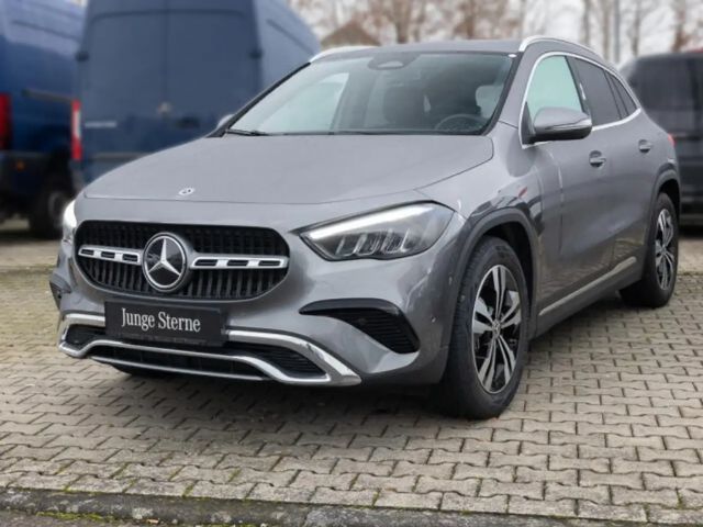 Mercedes-Benz GLA 180