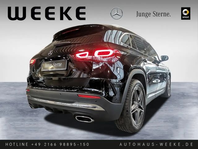 Mercedes-Benz GLA 180