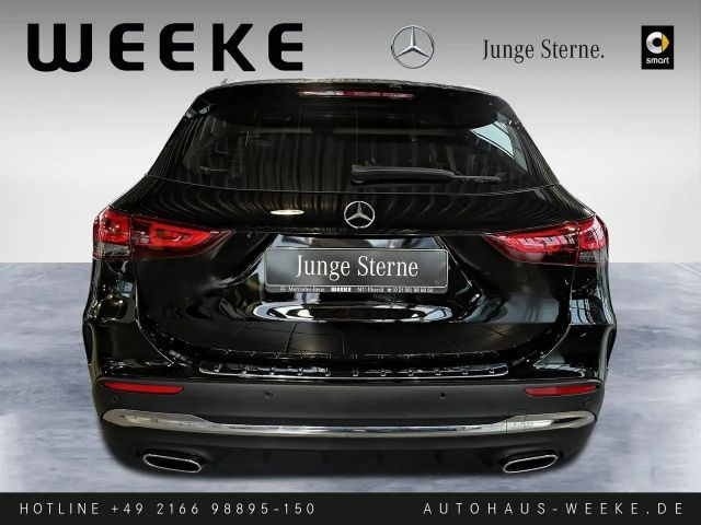 Mercedes-Benz GLA 180