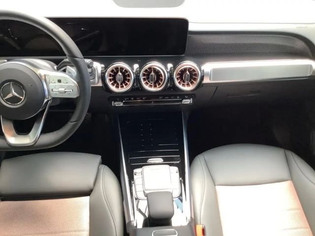 Mercedes-Benz EQB 300