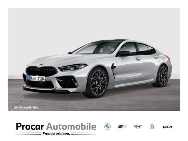 BMW M8 2024 Benzine