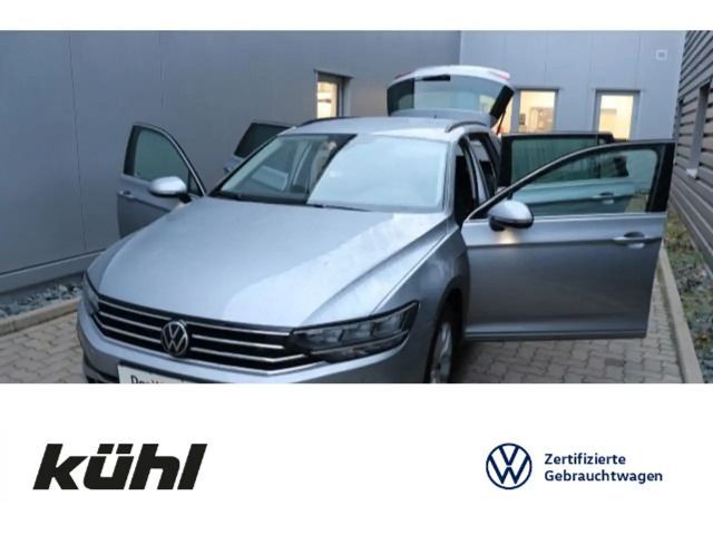 Volkswagen Passat Variant 2022 Benzine