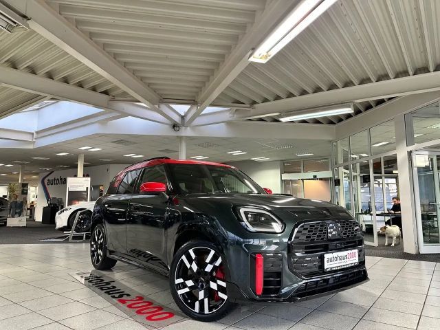 MINI John Cooper Works Countryman 2024 Benzine