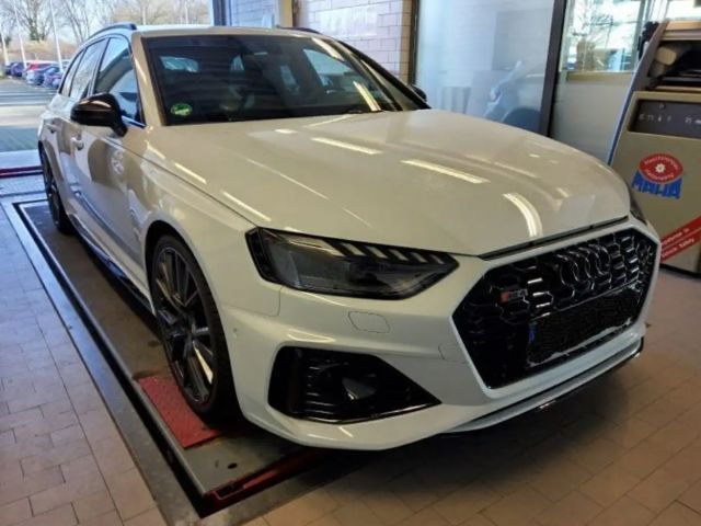 Audi RS4 2021 Benzine