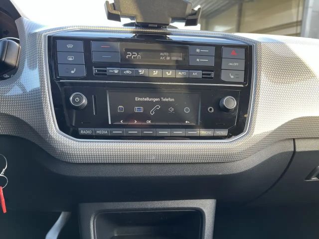 Volkswagen e-up!