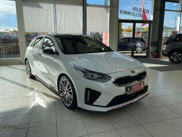 Kia Ceed / cee'd
