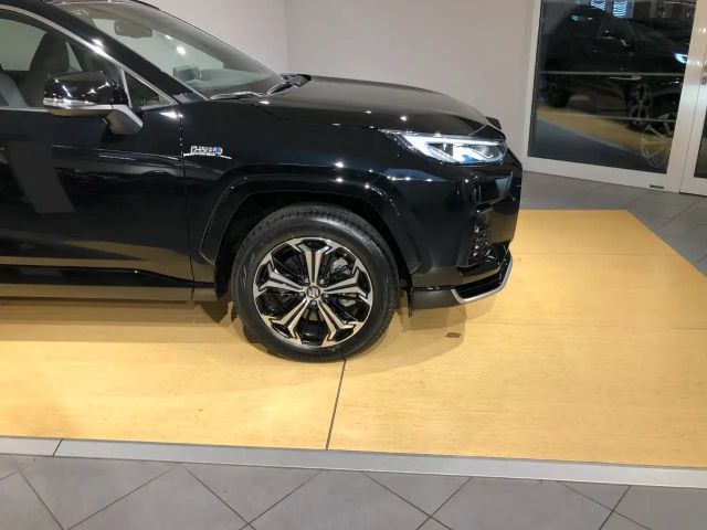 Suzuki Across