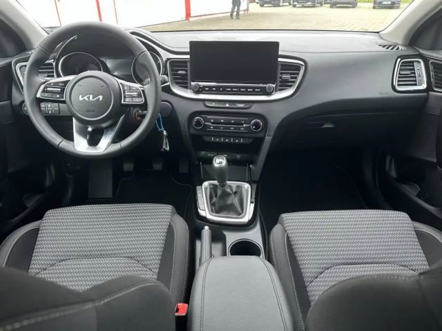 Kia Ceed / cee'd