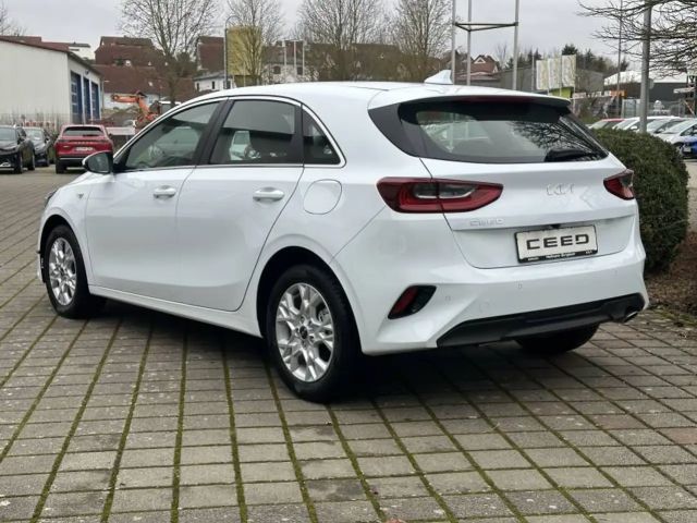 Kia Ceed / cee'd