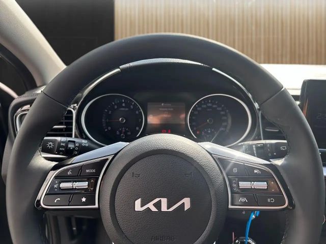 Kia Ceed / cee'd