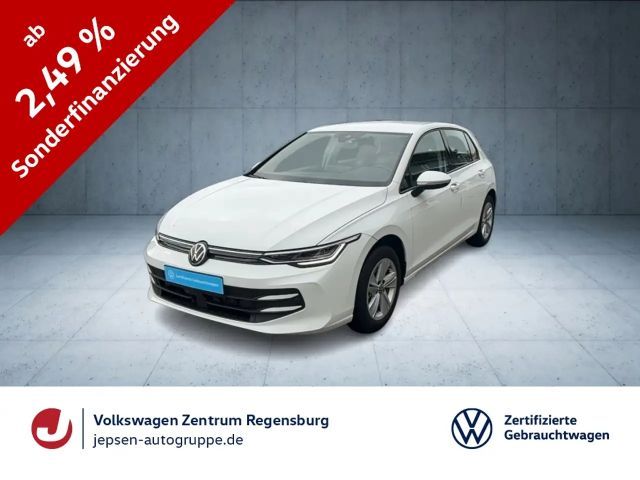 Volkswagen Golf Life 1.5 eTSI DSG LED R-KAMERA ACC SHZ PDC 2024 Benzine