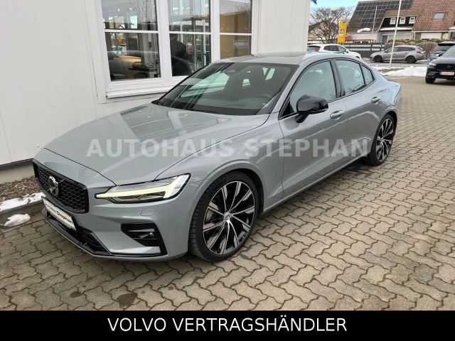Volvo S60 2023 Benzine