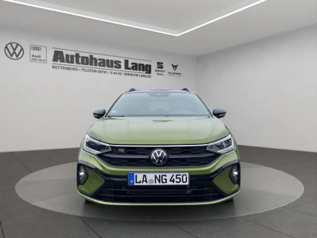 Volkswagen Taigo 1.5 TSI DSG R-Line IQ DRIVE Black Style Rear Navi 2024 Benzine