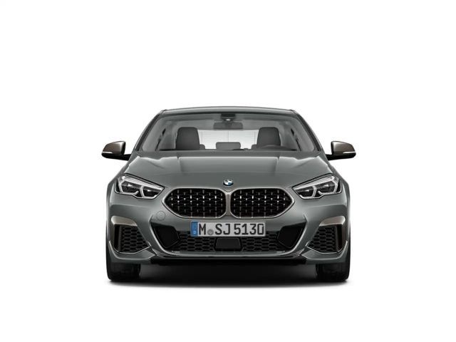 BMW 235