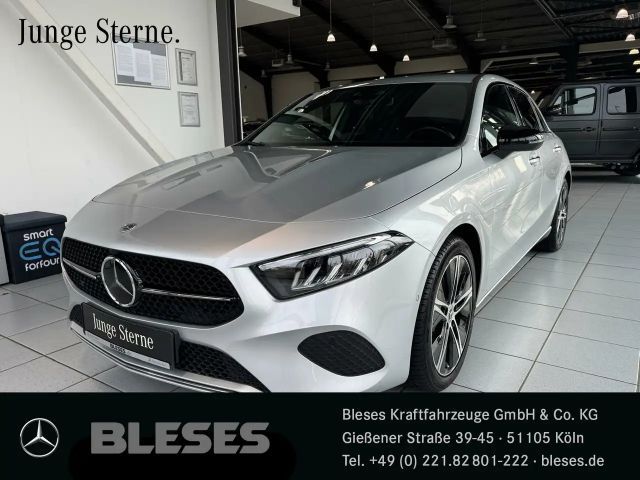 Mercedes-Benz A 220 2023 Benzine