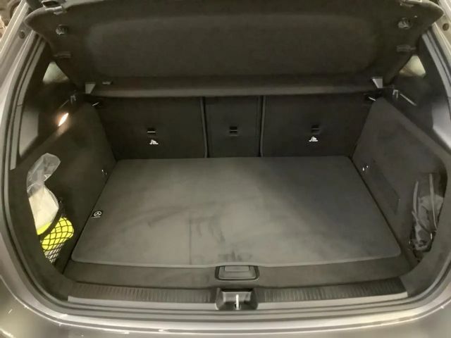 Mercedes-Benz B 220