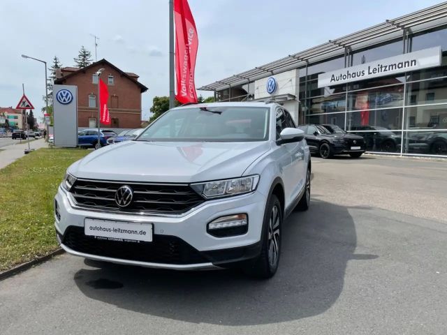 Volkswagen T-Roc 1.5 TSI ACTIVE,Navi,Panorama-Schiebedach 2021 Benzine