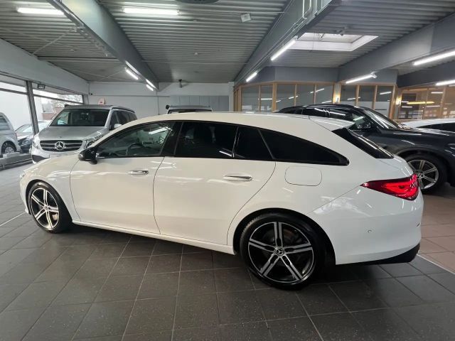 Mercedes-Benz CLA 220