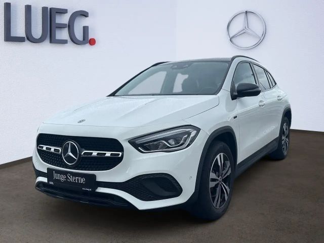 Mercedes-Benz GLA 250 2020 Hybride / Benzine
