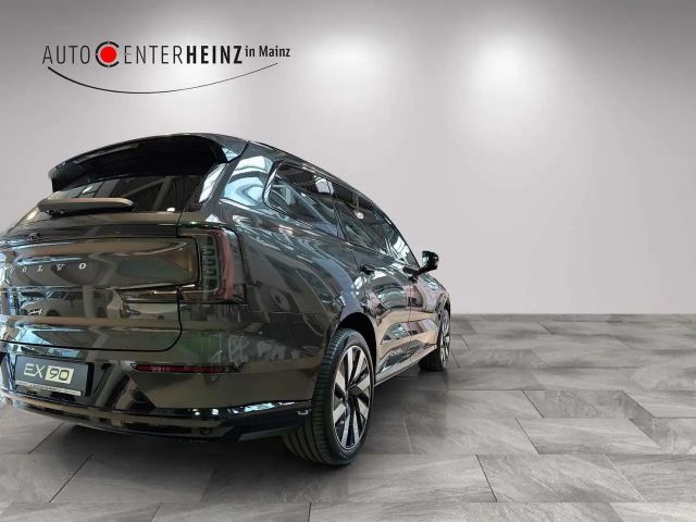Volvo EX90