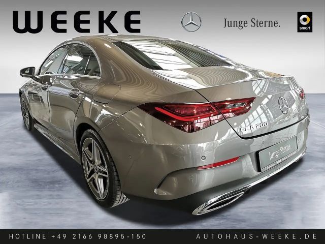 Mercedes-Benz CLA 200